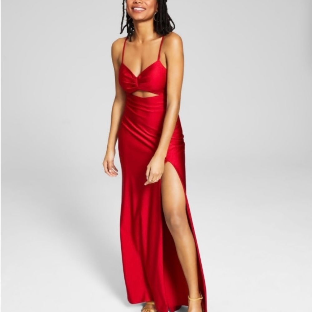Red prom dress